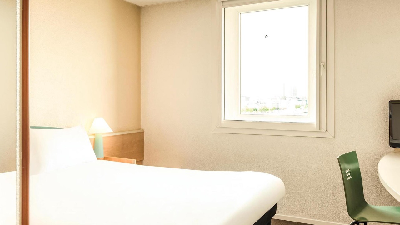 Photo of Bedroom in Charenton-le-Pont
