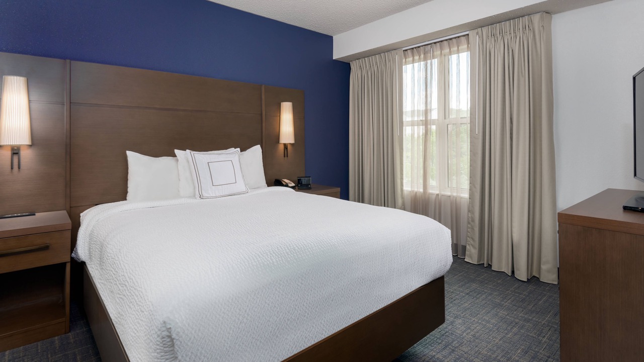 Photo of Bedroom in Wayne