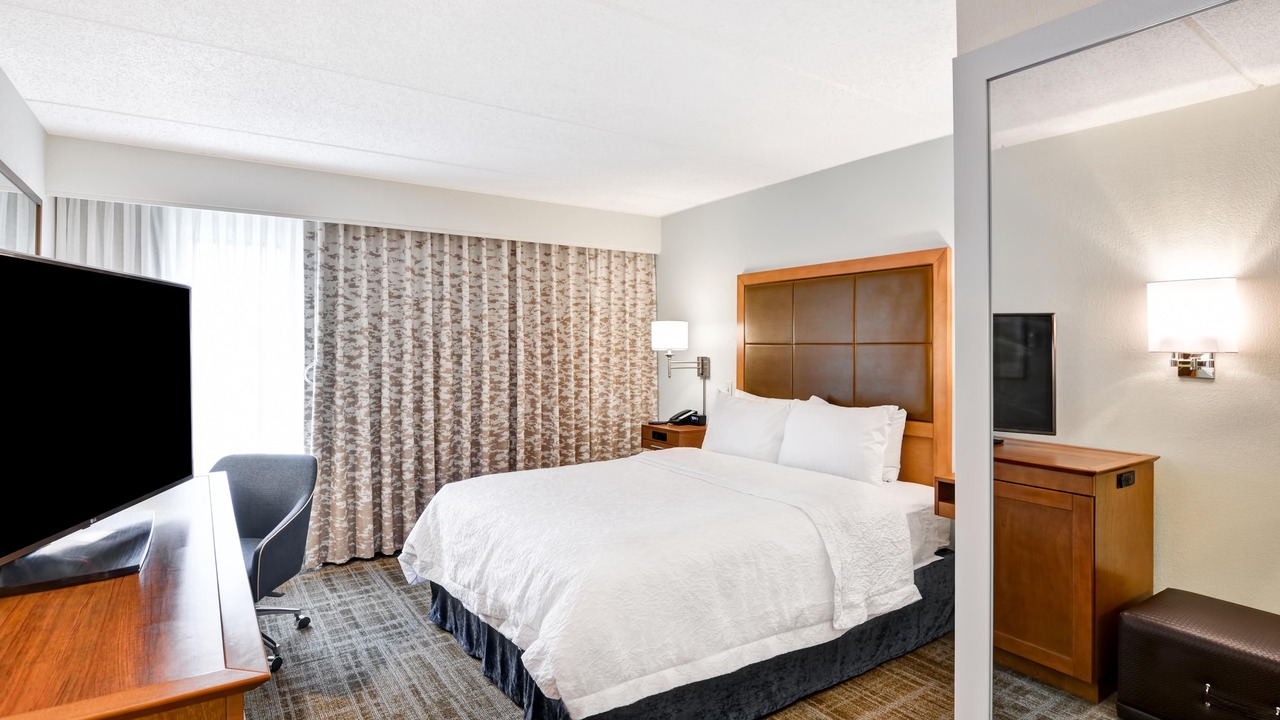 Photo of Bedroom in Newtonville