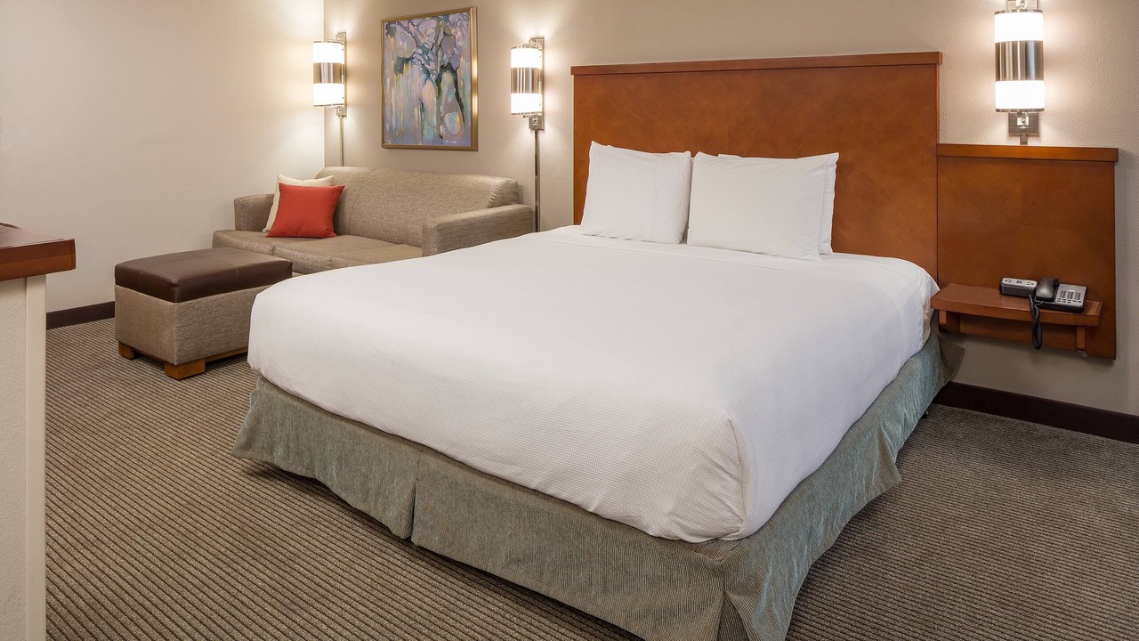 Photo of Bedroom in Greater Greenspoint