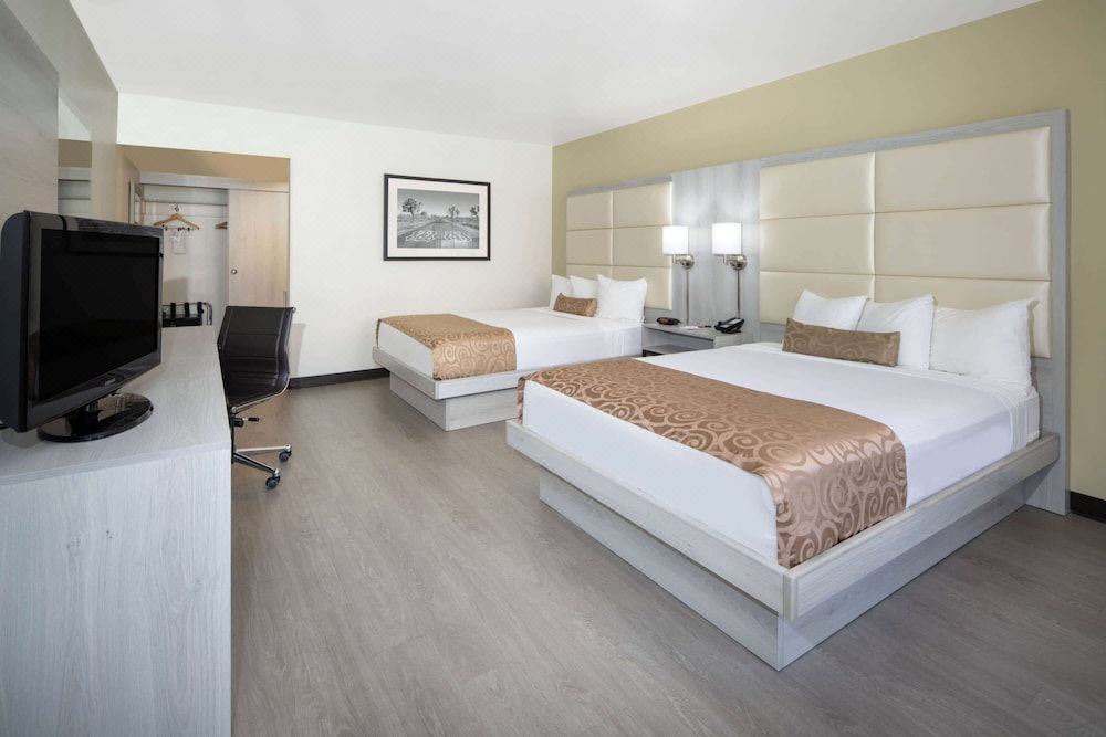 Photo of Bedroom in Burbank