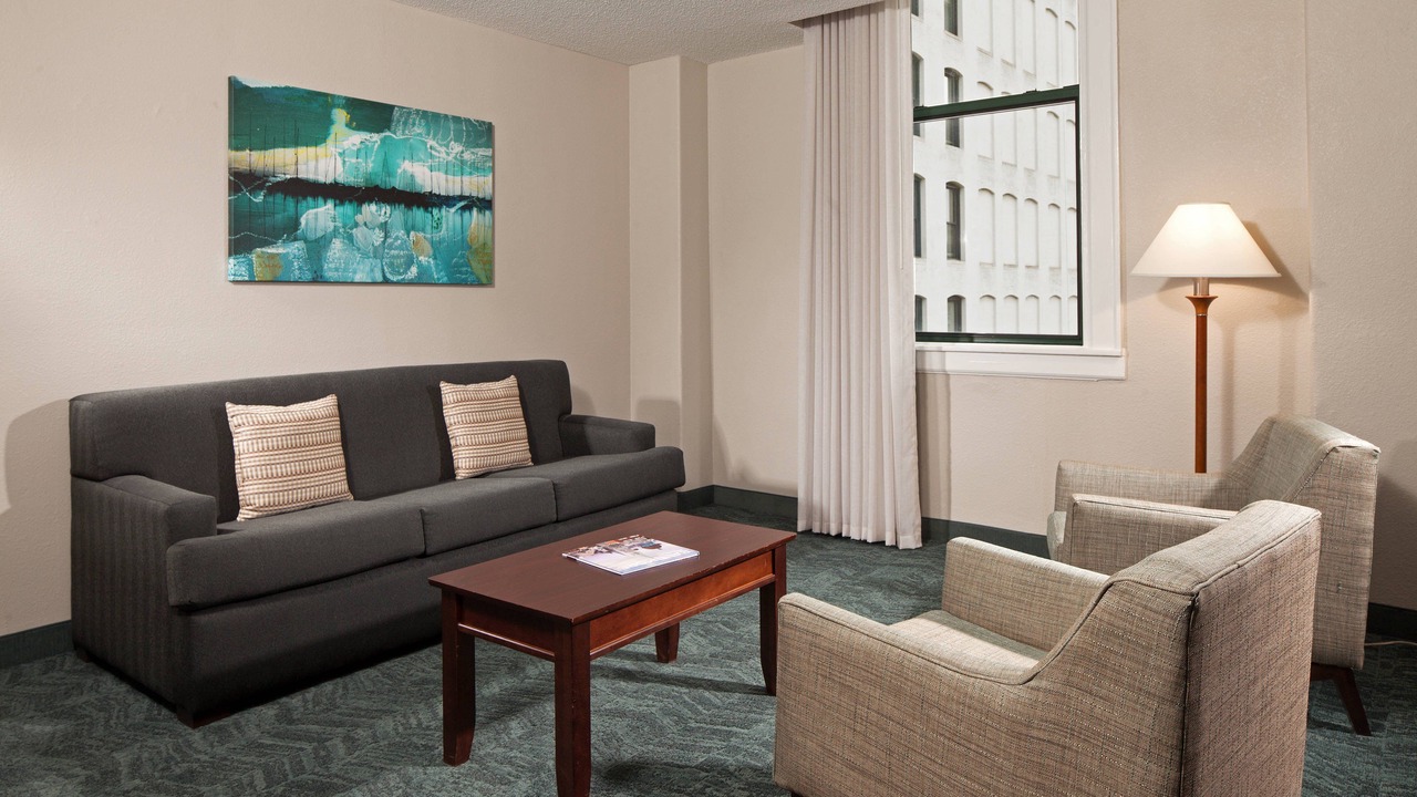 Photo of Livingroom in Downtown Baltimore
