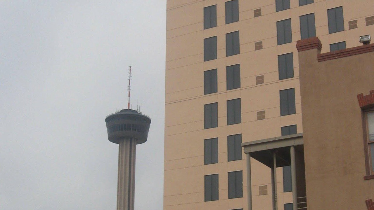 Photo of Buildings in St. Paul Square