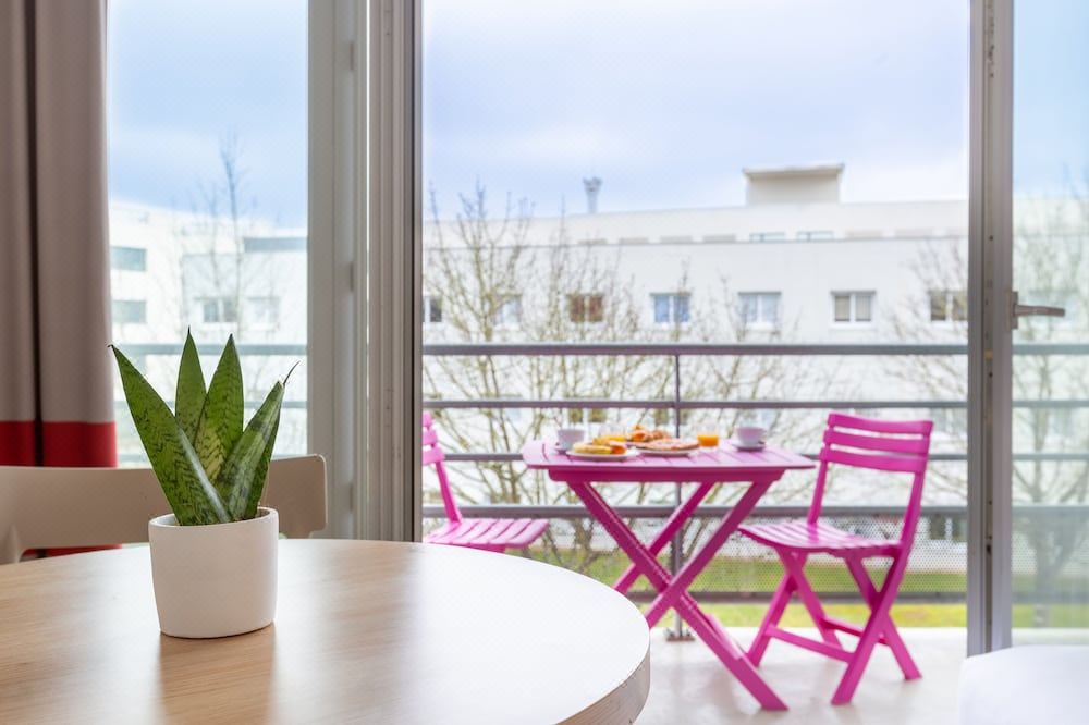 Photo of Patio Balcony in Miroir - Batignolles