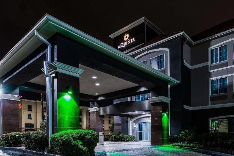 Photo of Buildings in Tomball