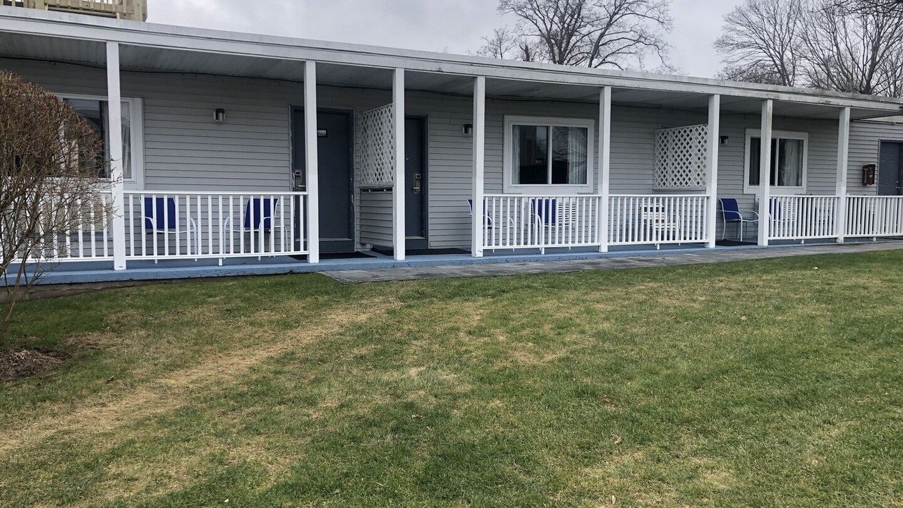 Photo of Buildings in Narragansett Pier