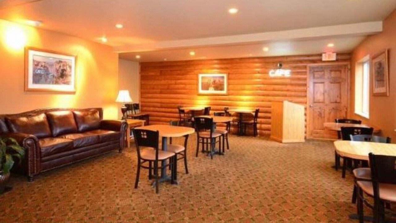 Photo of Livingroom in Sutherlin