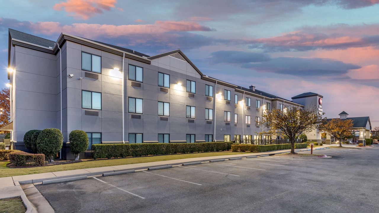 Photo of Buildings in Bentonville