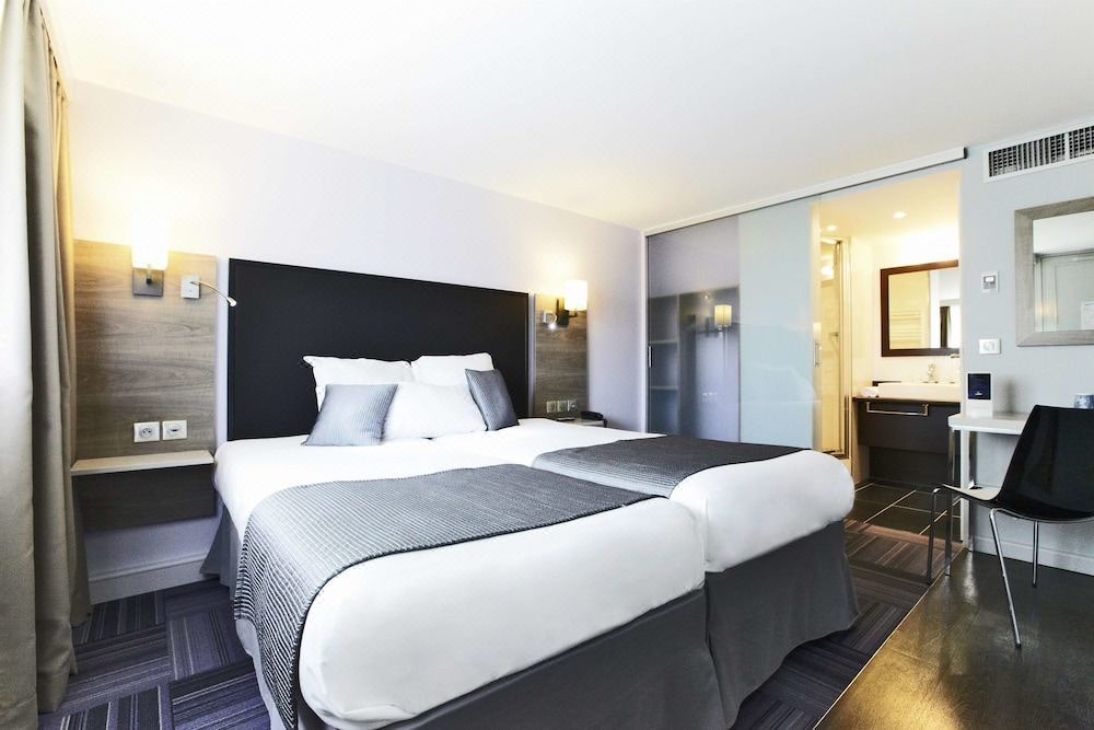Photo of Bedroom in Sainte-Foy-les-Lyon