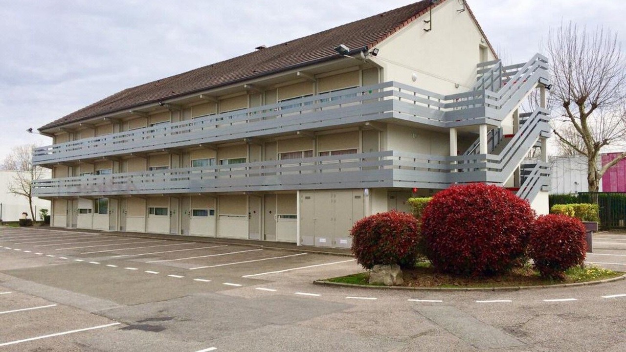Photo of Buildings in Plaisir