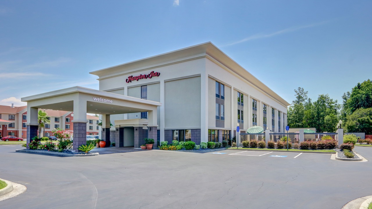 Photo of Buildings in Richmond Hill