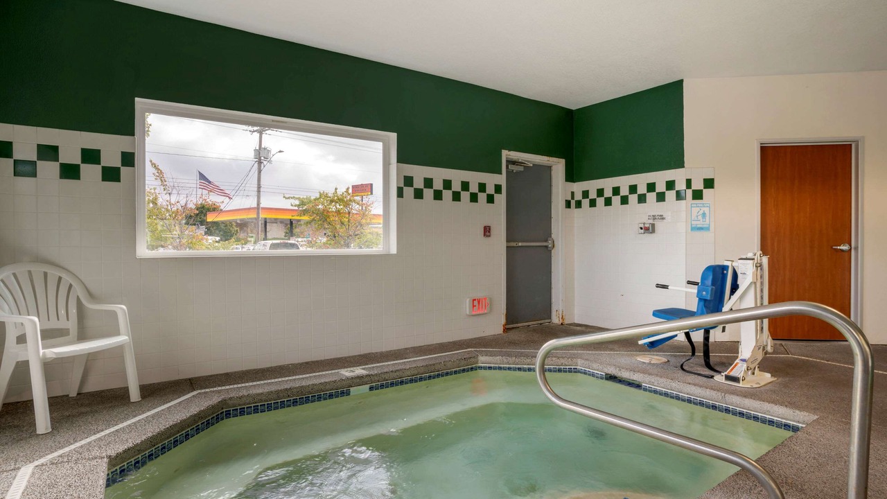 Photo of Others in Salem