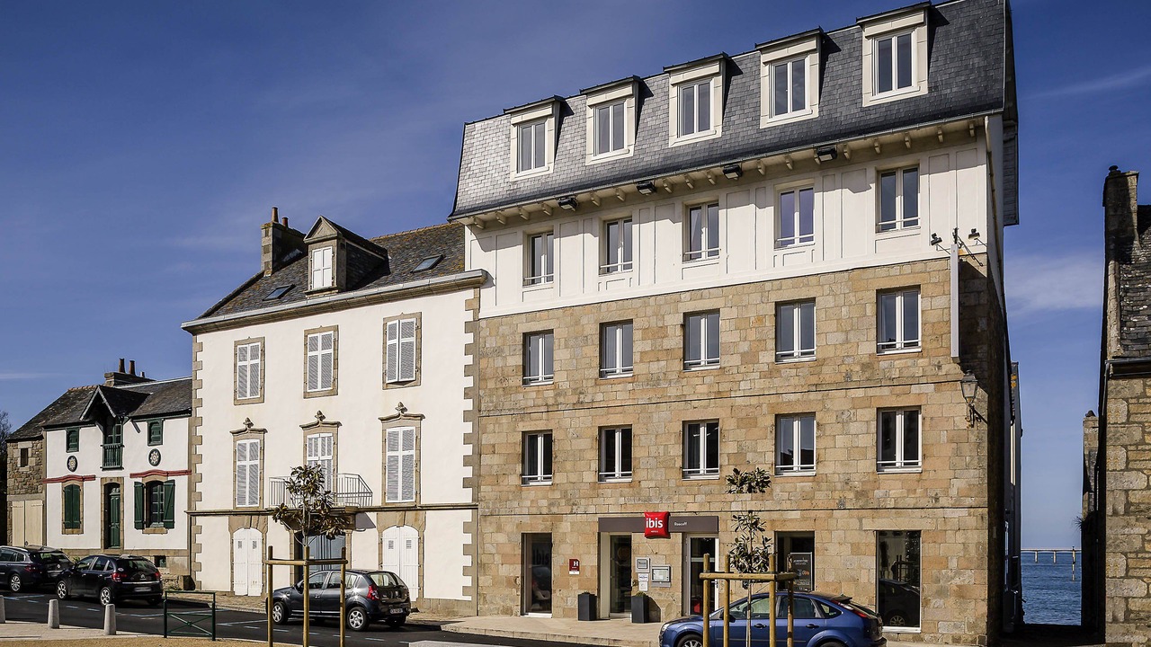Photo of Buildings in Roscoff