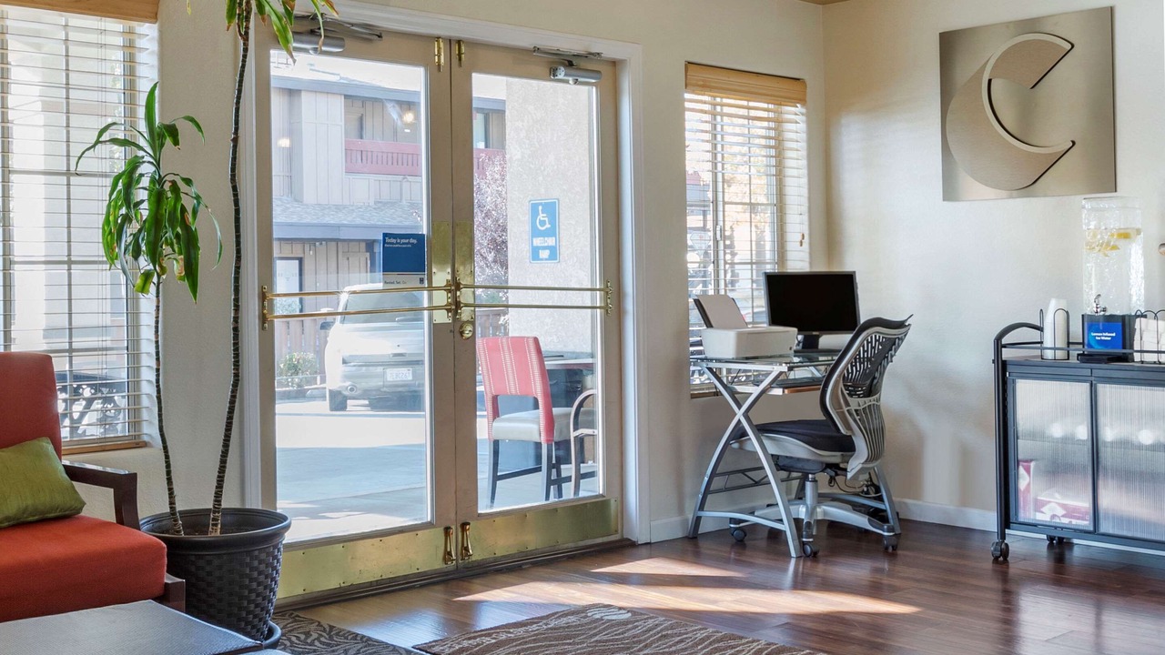 Photo of Livingroom in Bishop