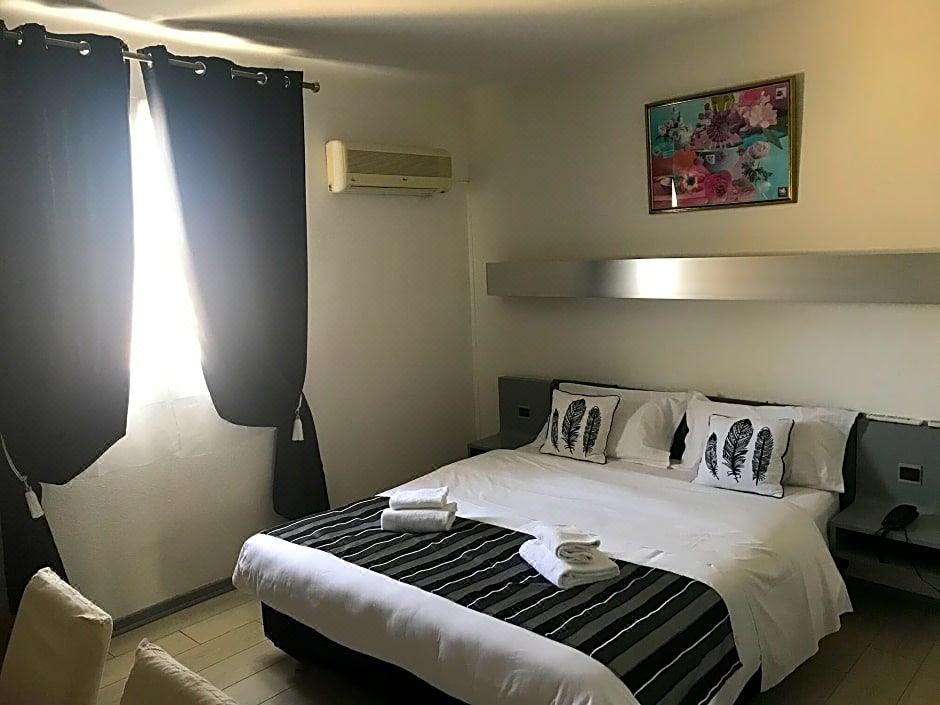 Photo of Bedroom in Entraigues-sur-la-Sorgue
