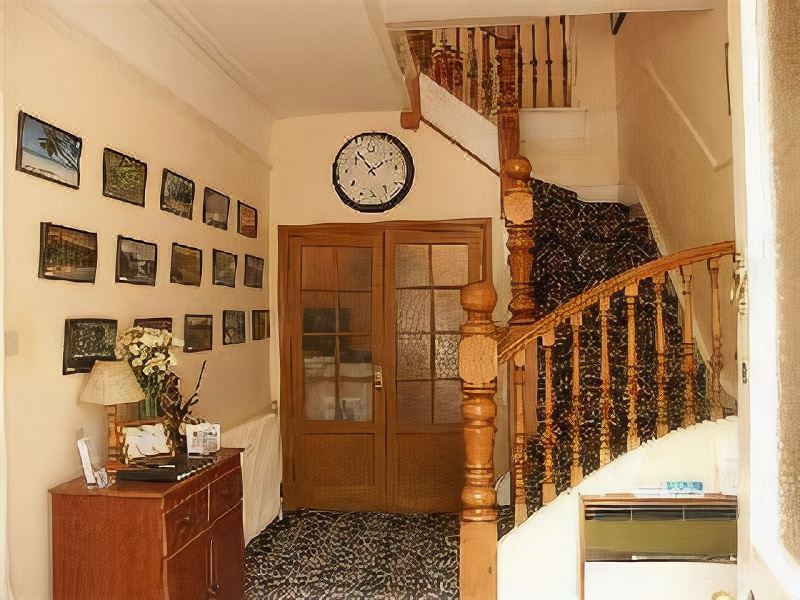 Photo of Others in Horley