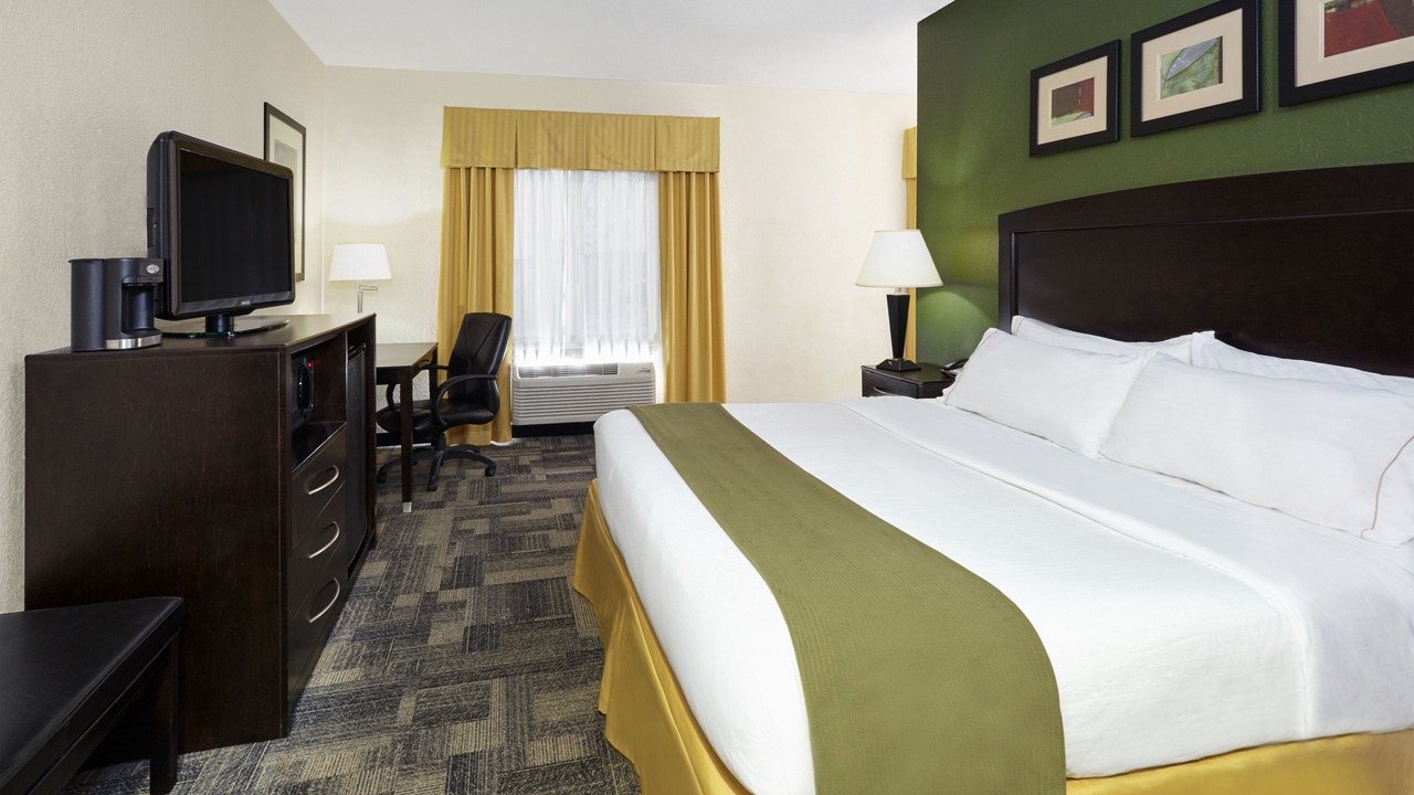 Photo of Bedroom in Pekin