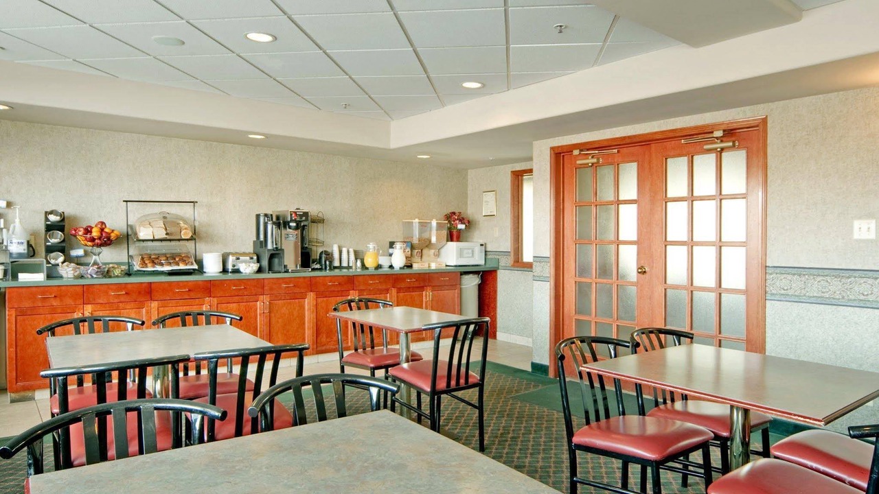 Photo of Others in Banff Trail