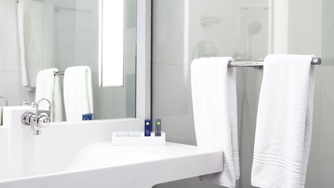 Photo of Bathroom in Sevres