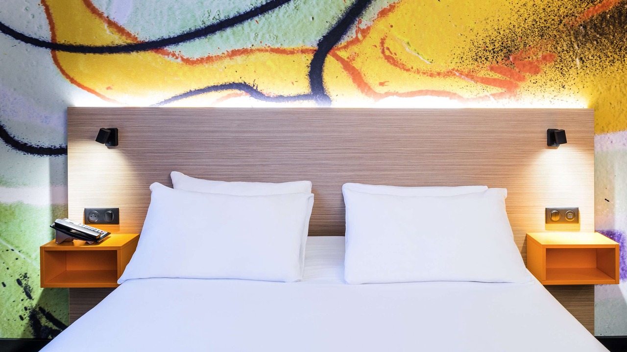 Photo of Bedroom in Clamart