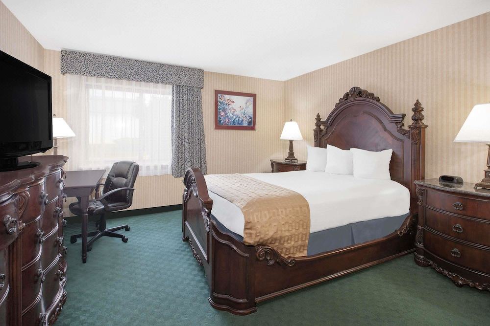Photo of Bedroom in Flint