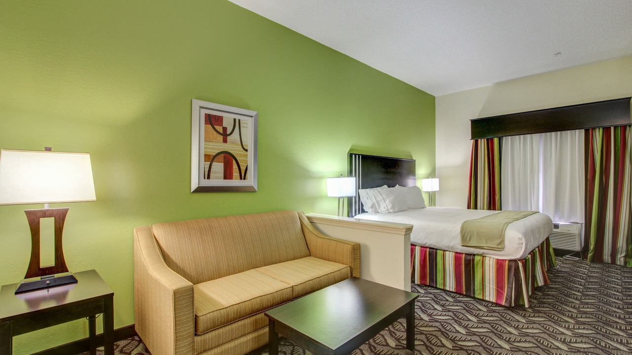 Photo of Livingroom in Richmond Hill