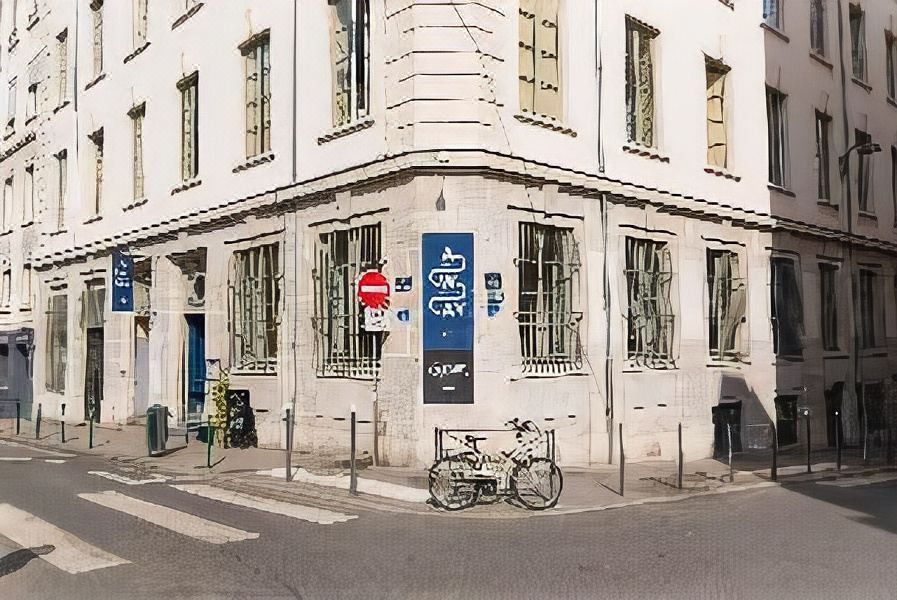 Photo of Buildings in Griffon - Royale