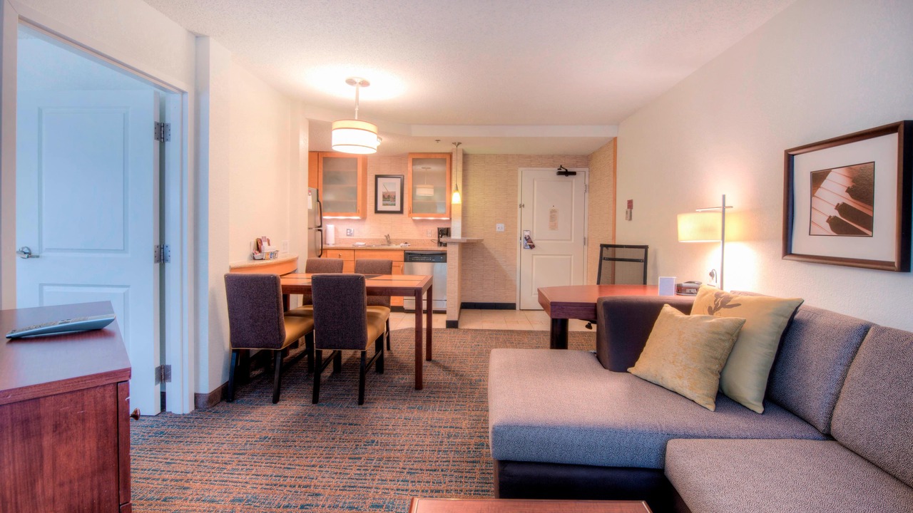 Photo of Livingroom in Chapel Hill