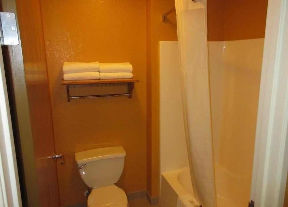Photo of Bathroom in Clinton