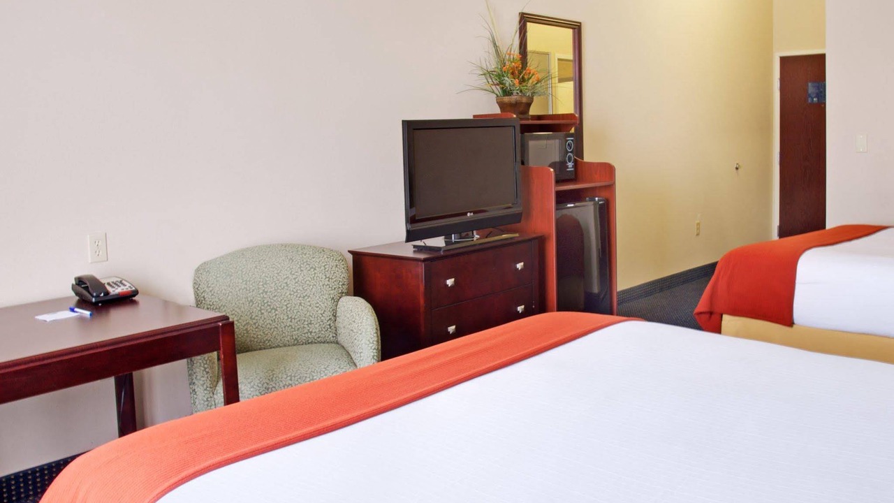 Photo of Bedroom in Orange