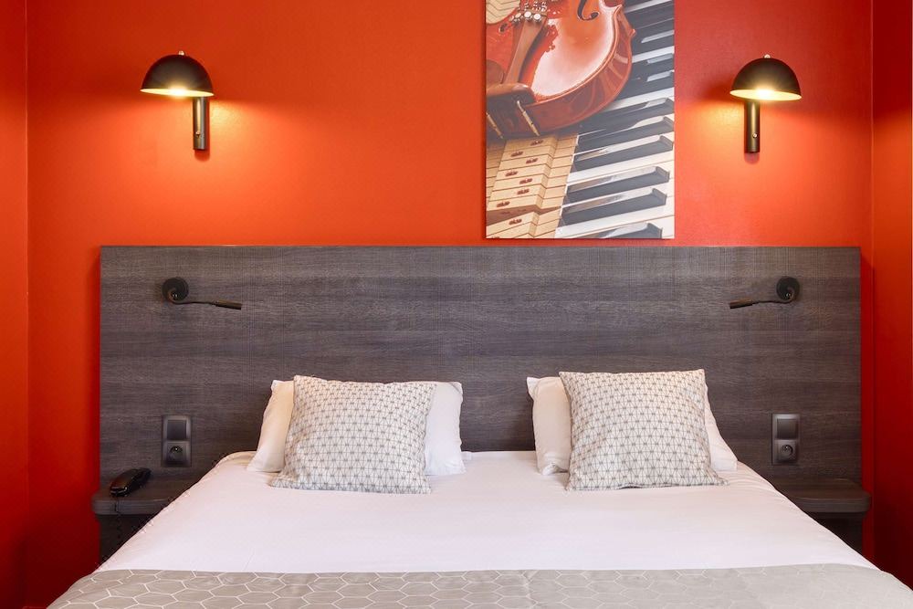 Photo of Bedroom in Saint-Herblain
