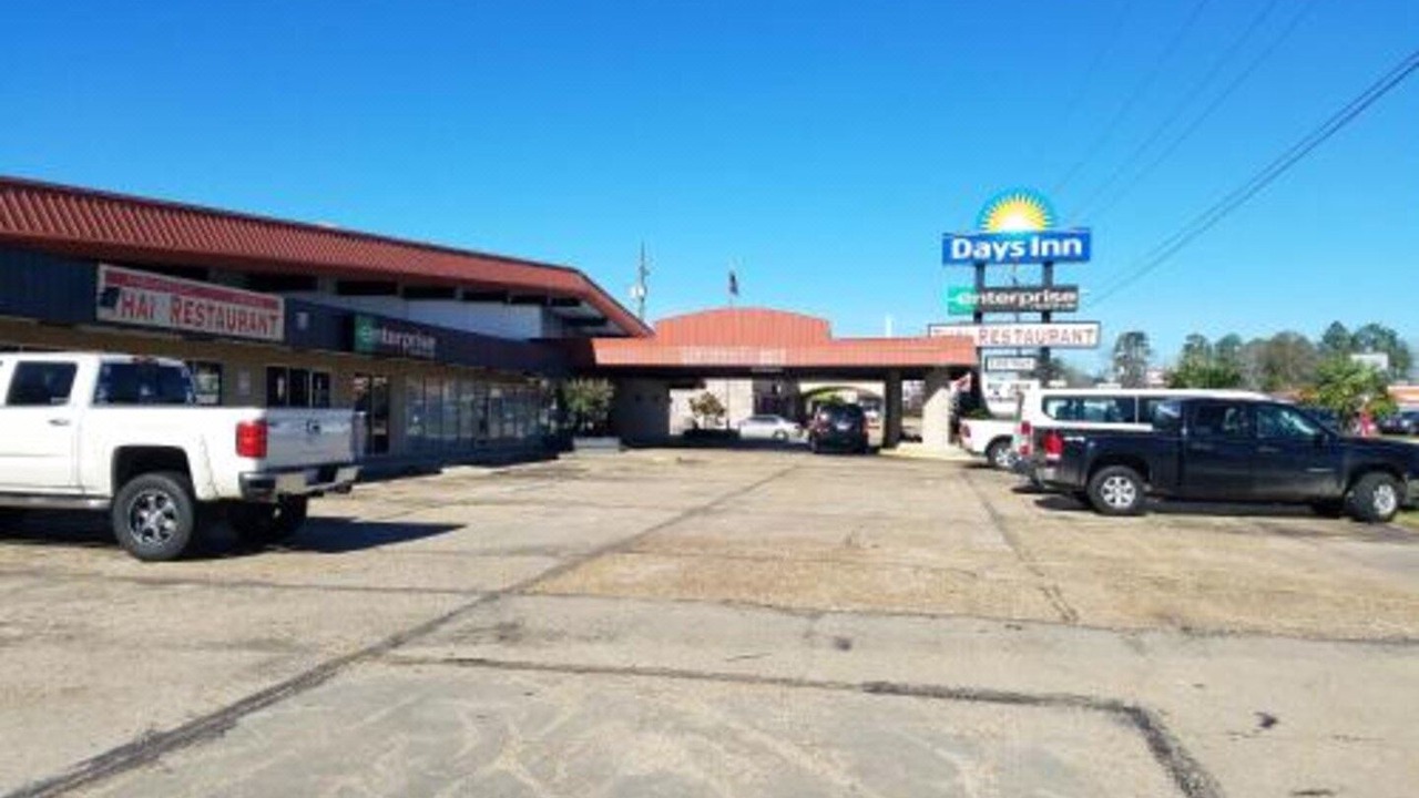 Photo of Buildings in Leesville