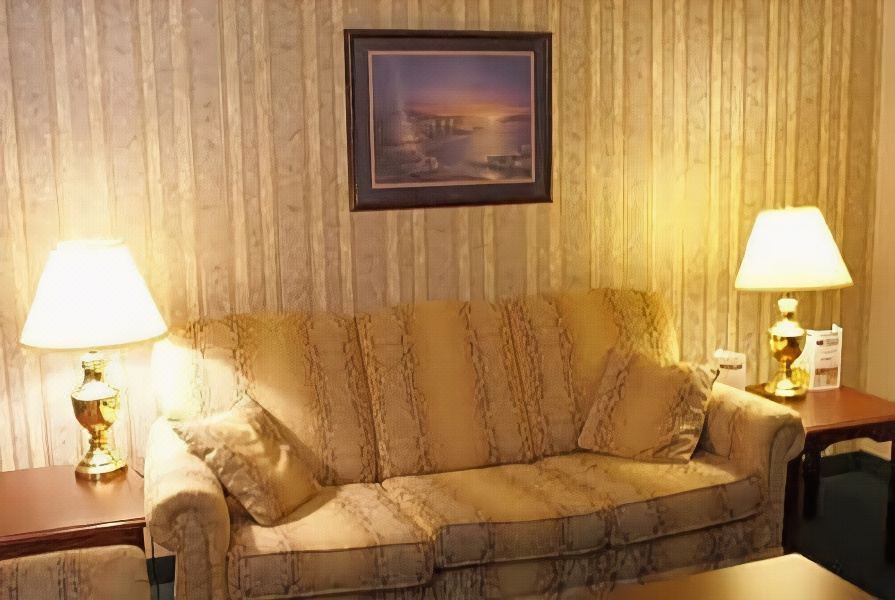 Photo of Livingroom in Thompson
