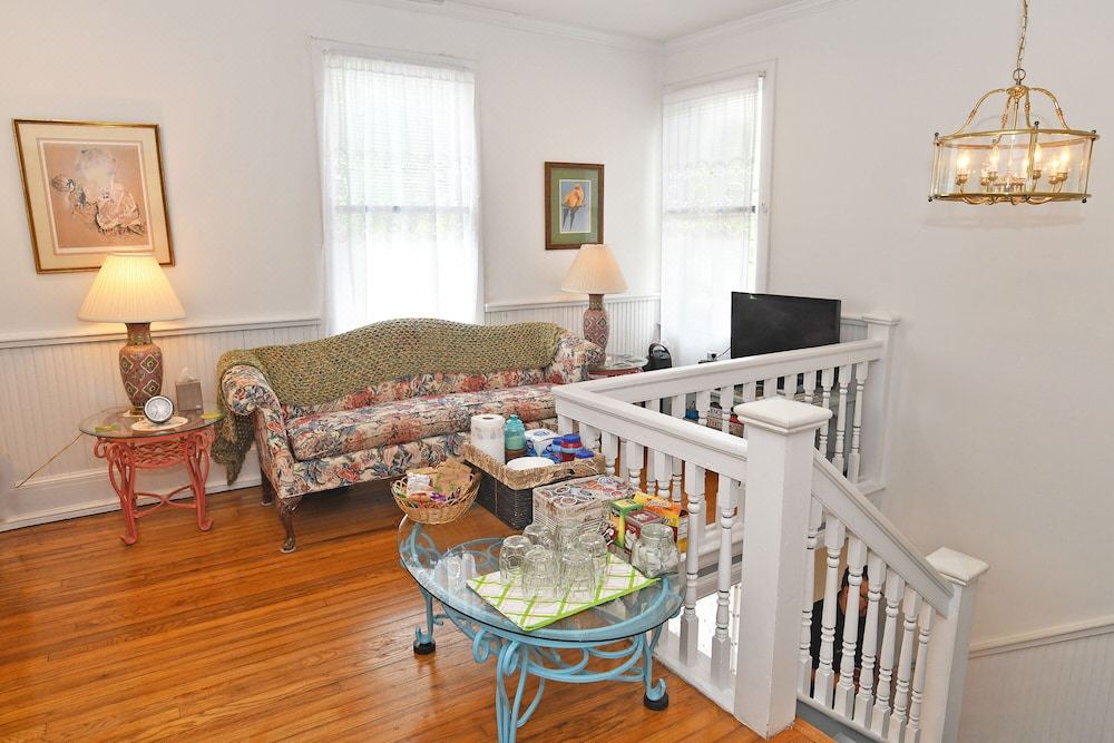 Photo of Livingroom in Georgetown