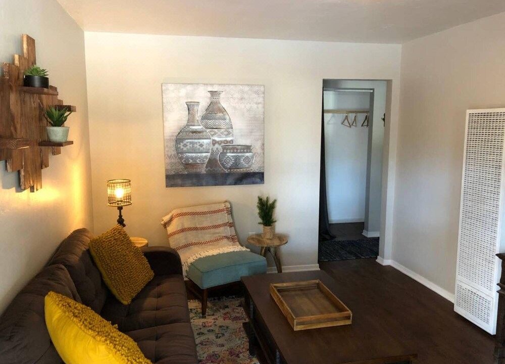 Photo of Livingroom in Tahoe Valley