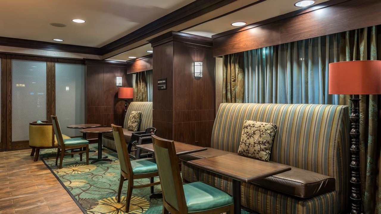 Photo of Livingroom in New Albany