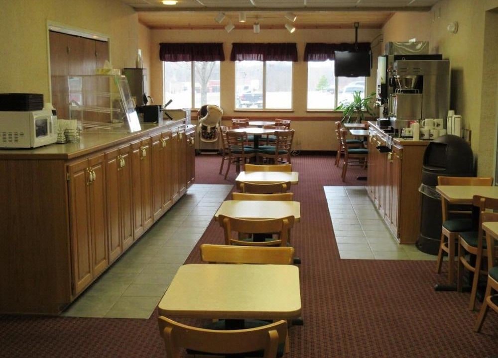 Photo of Others in Clinton