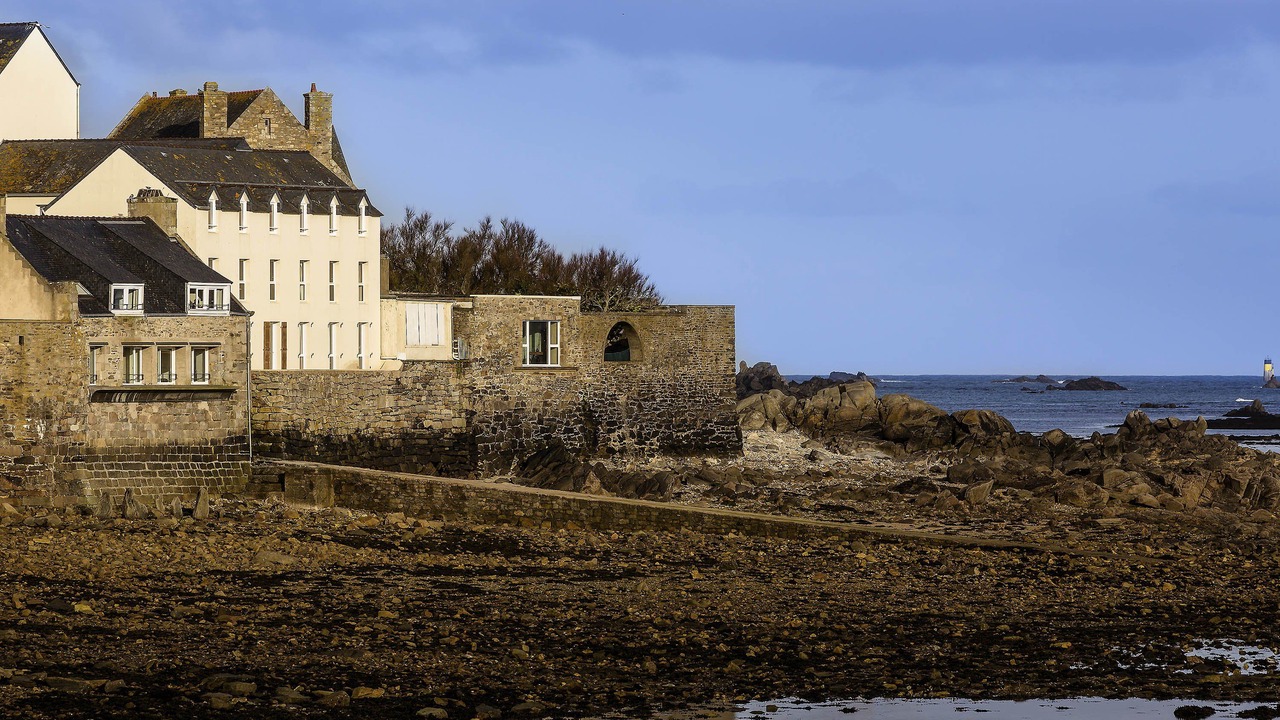 Photo of Buildings in Roscoff