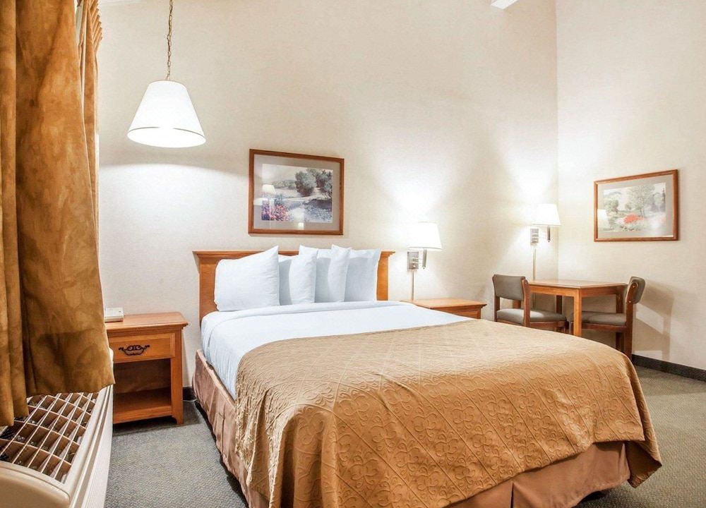 Photo of Bedroom in Mount Vernon