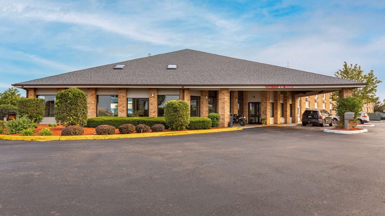 Photo of Buildings in Coopersville