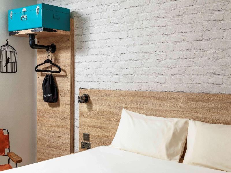 Photo of Bedroom in Oldbury