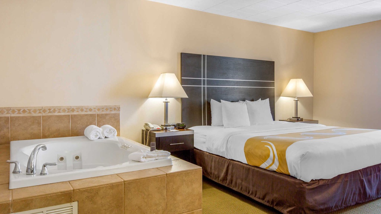 Photo of Bedroom in Ledgewood