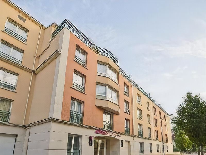 Photo of Buildings in Chatou