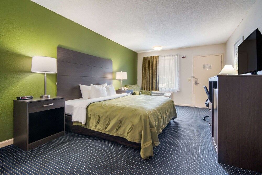 Photo of Bedroom in Northwest