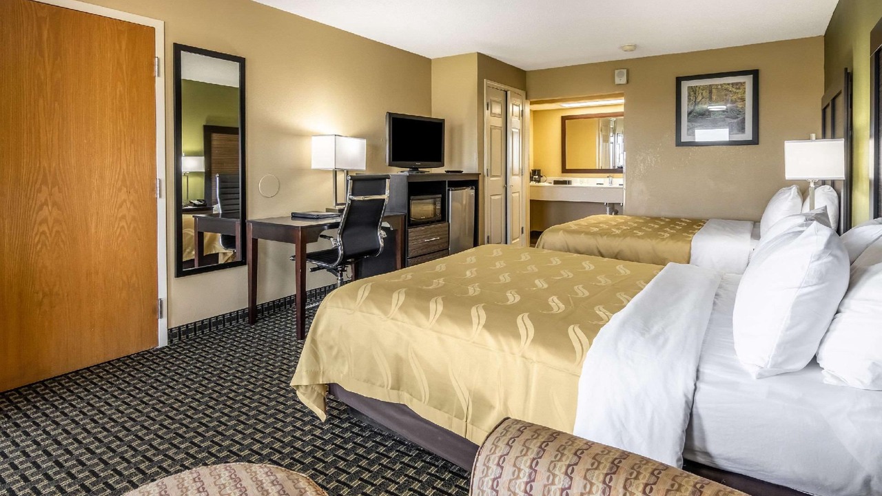 Photo of Bedroom in Perry