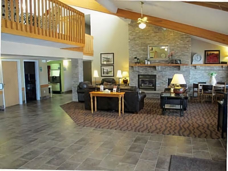 Photo of Livingroom in Algona