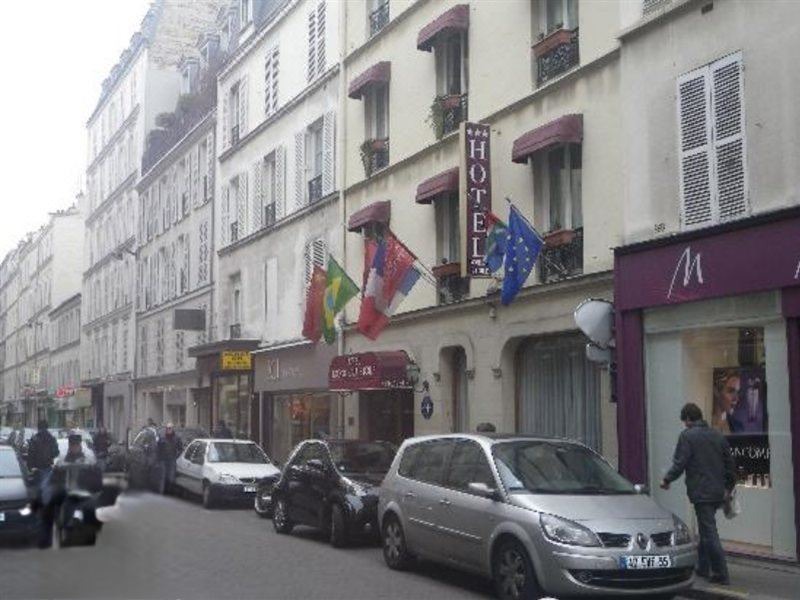 Photo of Buildings in Batignolles
