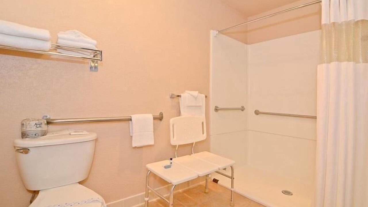 Photo of Bathroom in Sturgeon Bay