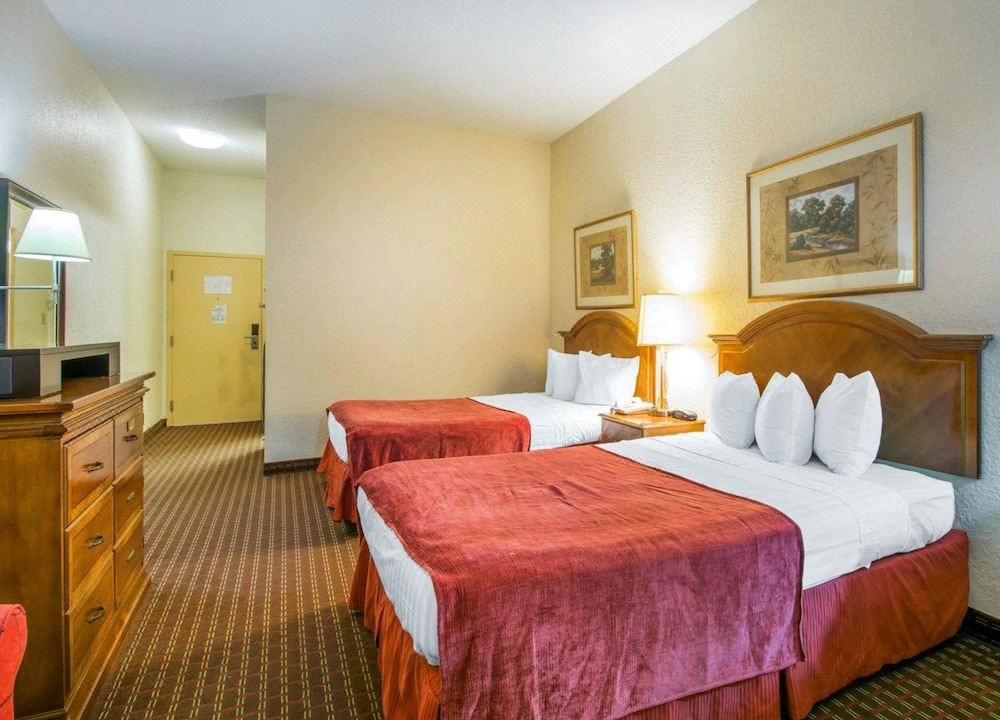 Photo of Bedroom in Wesley Chapel