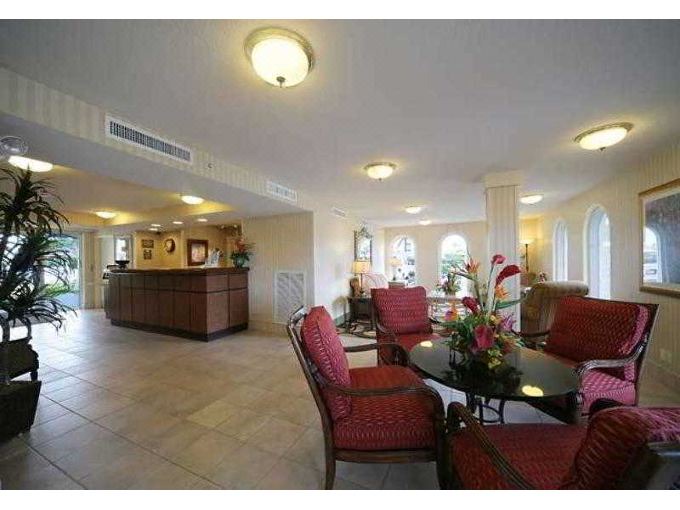 Photo of Livingroom in Palm Beach